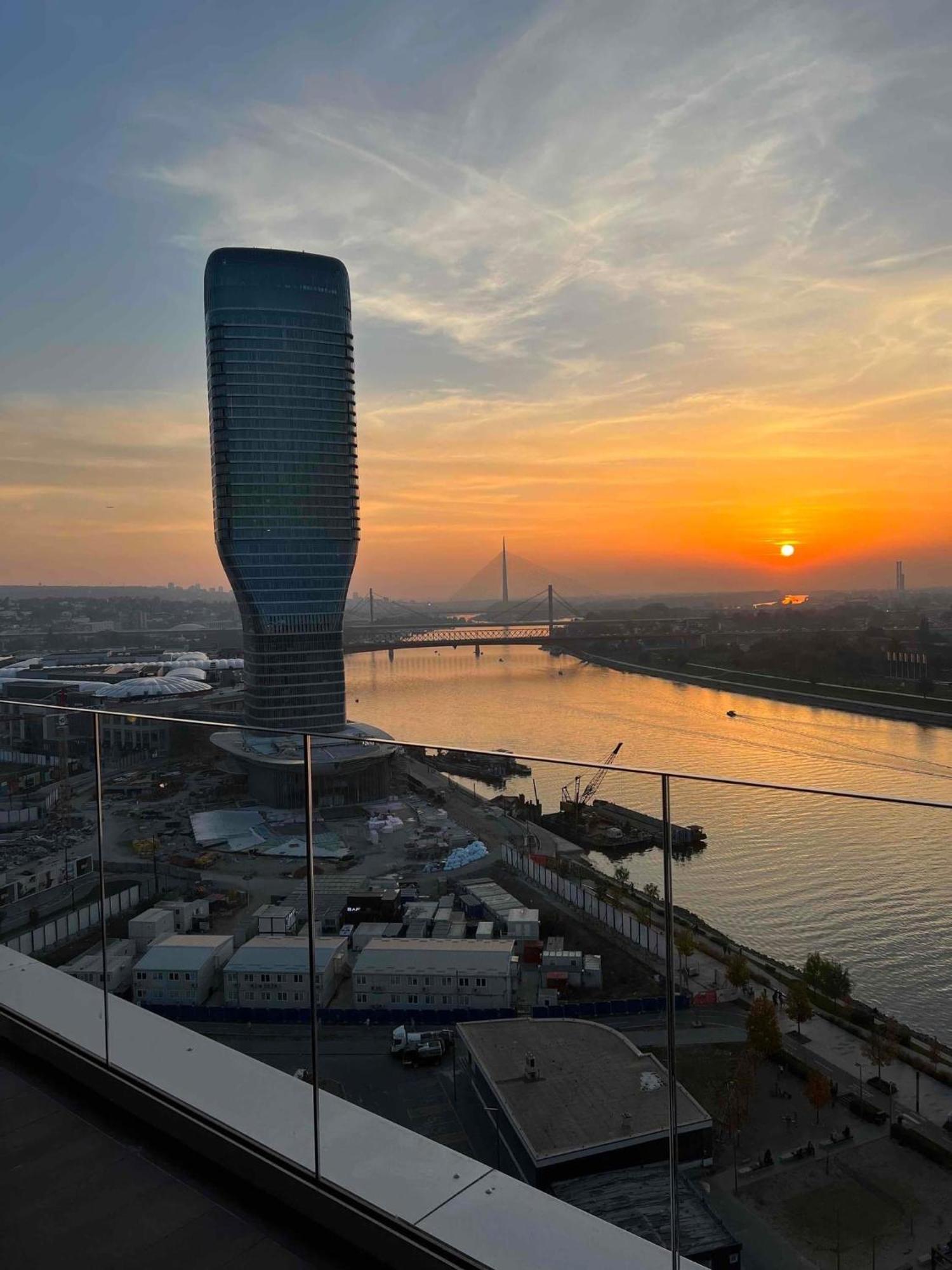 BW Terrace Top Floor Apartments With River View & Self Check-In 贝尔格莱德 外观 照片