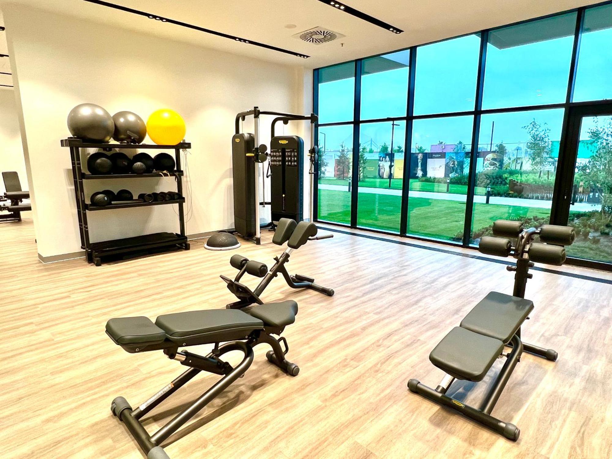 BW Terrace Top Floor Apartments With River View & Self Check-In 贝尔格莱德 外观 照片